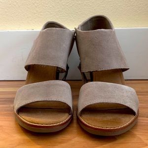 TOMS Majorca Cut Out Heel - Desert Taupe